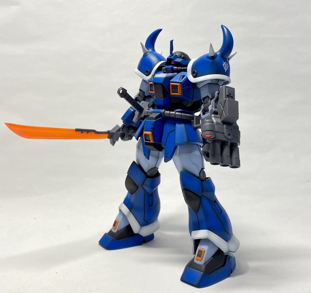 肩はグフのトゲを得てます。