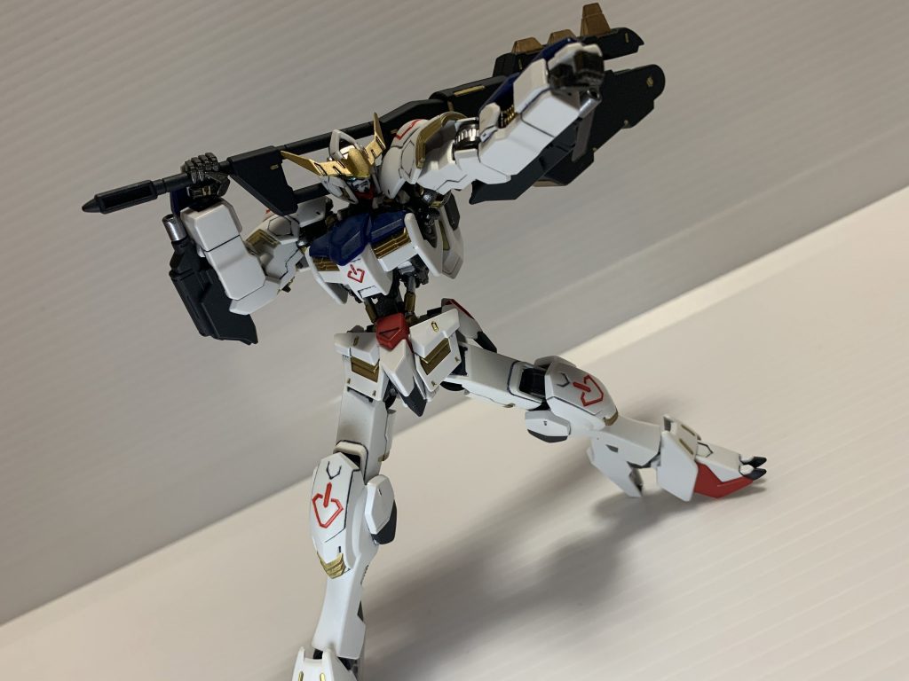 21話の地上用第5形態

「イイの」あったのでちょっとご機嫌でした。

両腕の迫撃砲を機関砲に、爪先、踵を換装しレンチメイスを追加。
レンチメイスは元のメイスに合わせて黒基調です。