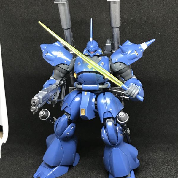 武装の量が魅力的なケンプファー