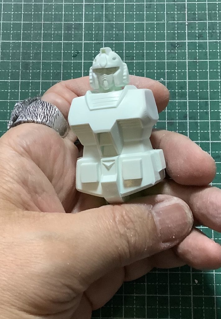 肩幅を詰めました