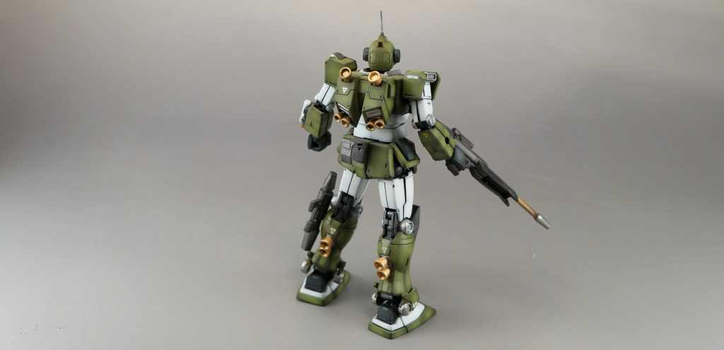 お好きな武器を一つ選んで頂けますが、スナイパーと言ったらあれしか無い?!