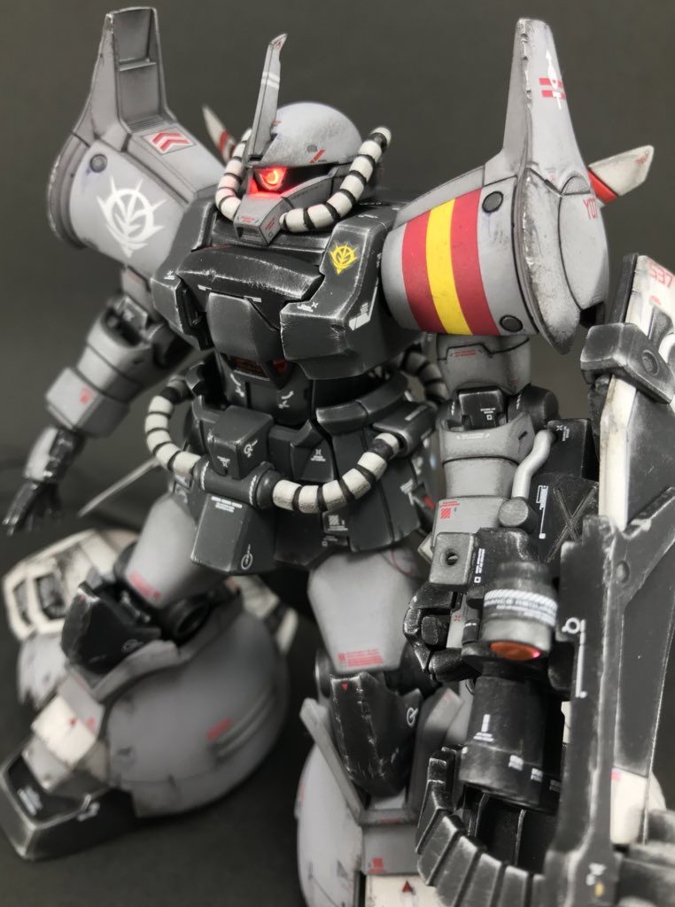 たまたまですが、LEDを塗装したらモノアイがイカリングになりました。