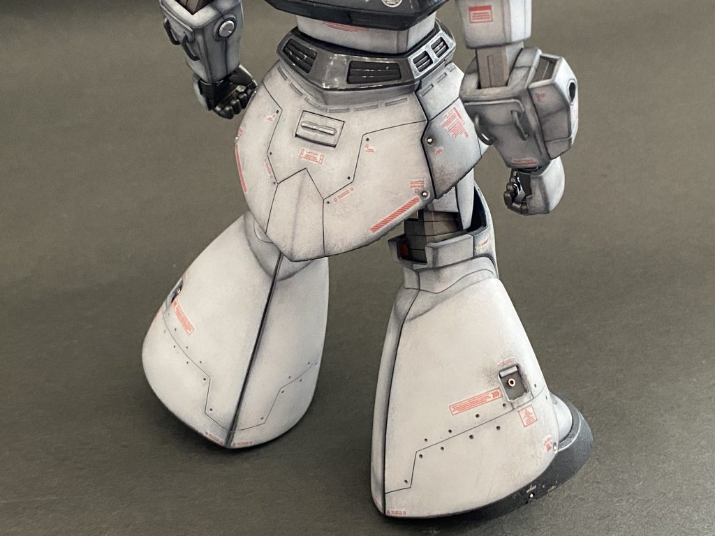 スジボリ、プラ板、メタルパーツなどでディテールアップをしております。