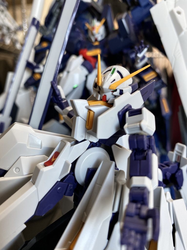 TR-6はコアユニットを中心とした兵器拡張システム。つまり…