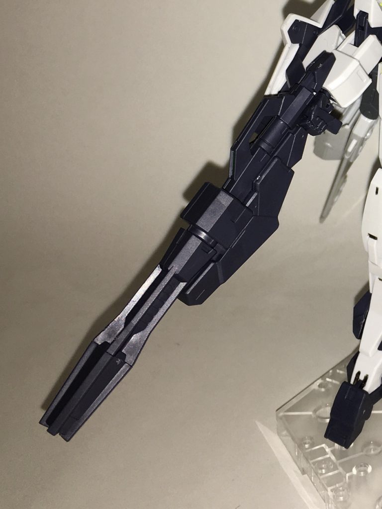 ビームガトリングガン。ジュピターアーマーから引き継がれた回転式の火器。通常のビームライフルと比較して、圧倒的な連射速度を誇る。