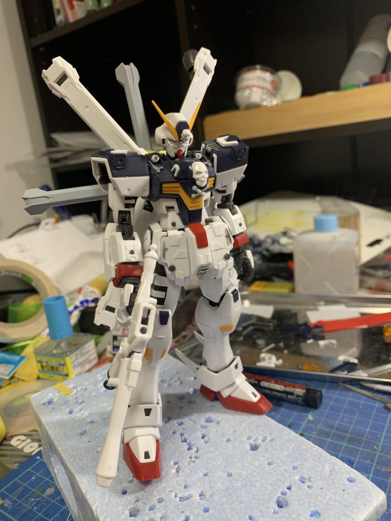 素組みにバックパックを軸を作ってポン付け