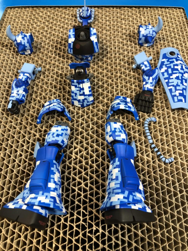 HGUC.1/144グフ迷彩–3枚目/制作者：おやプラ