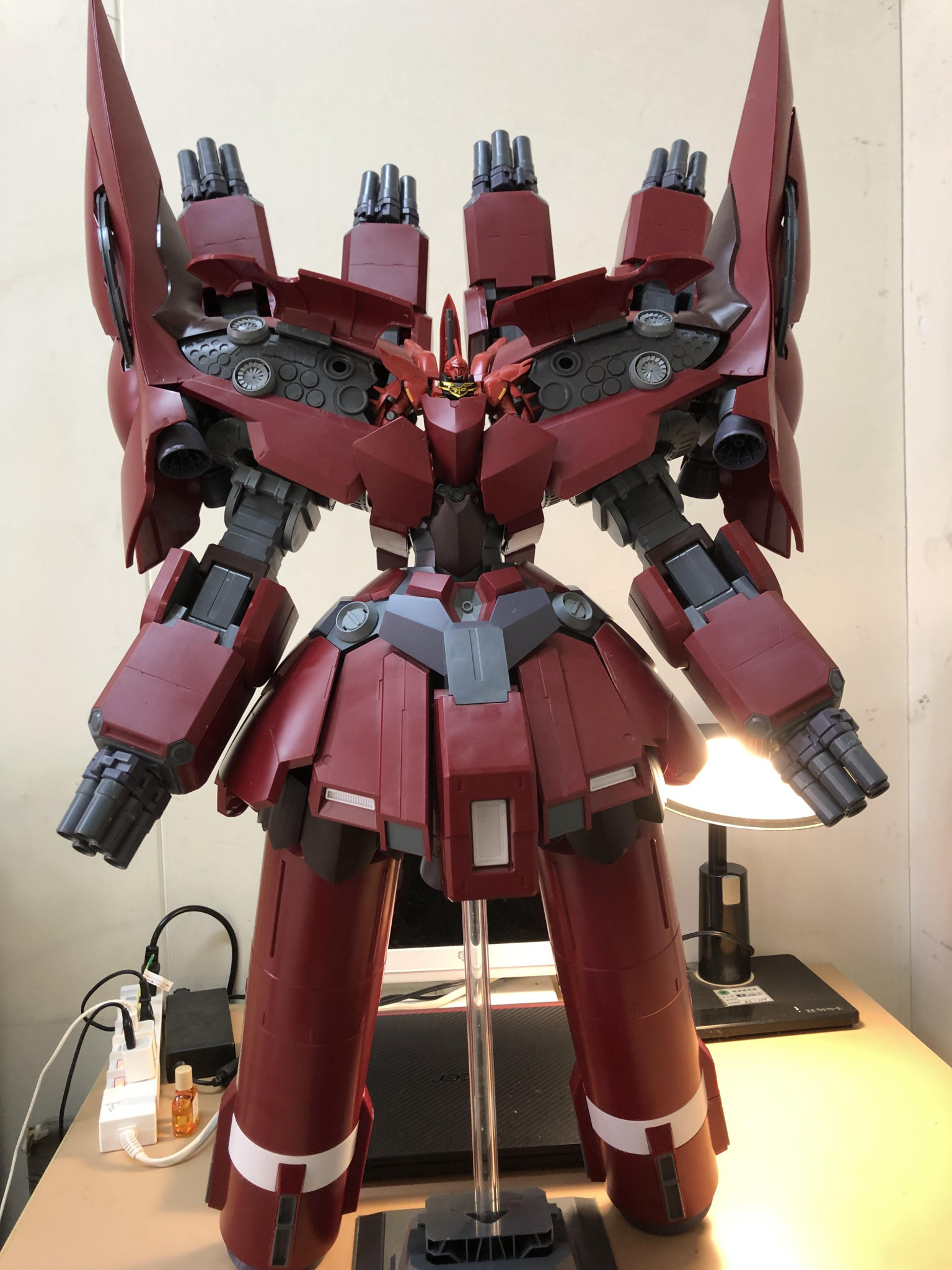 ブリヤンテス・レッド 【ジャンク扱い】HG ネオジオング ハルユニット