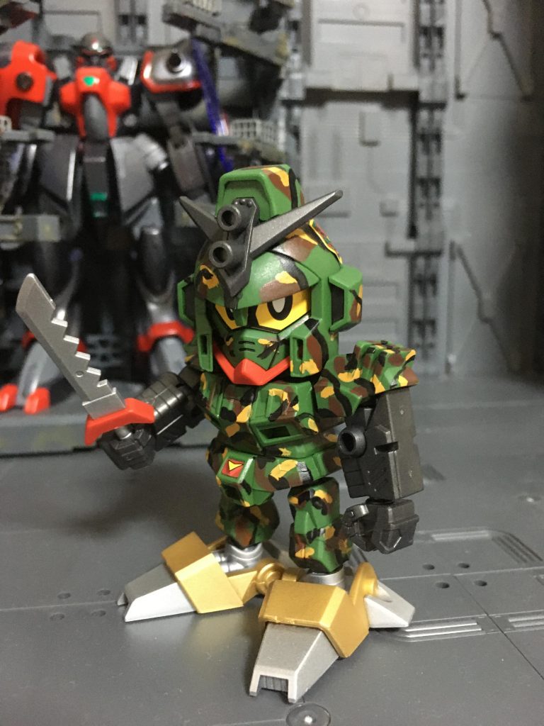 フレームガンダム
重過ぎず迷彩柄が良く見える