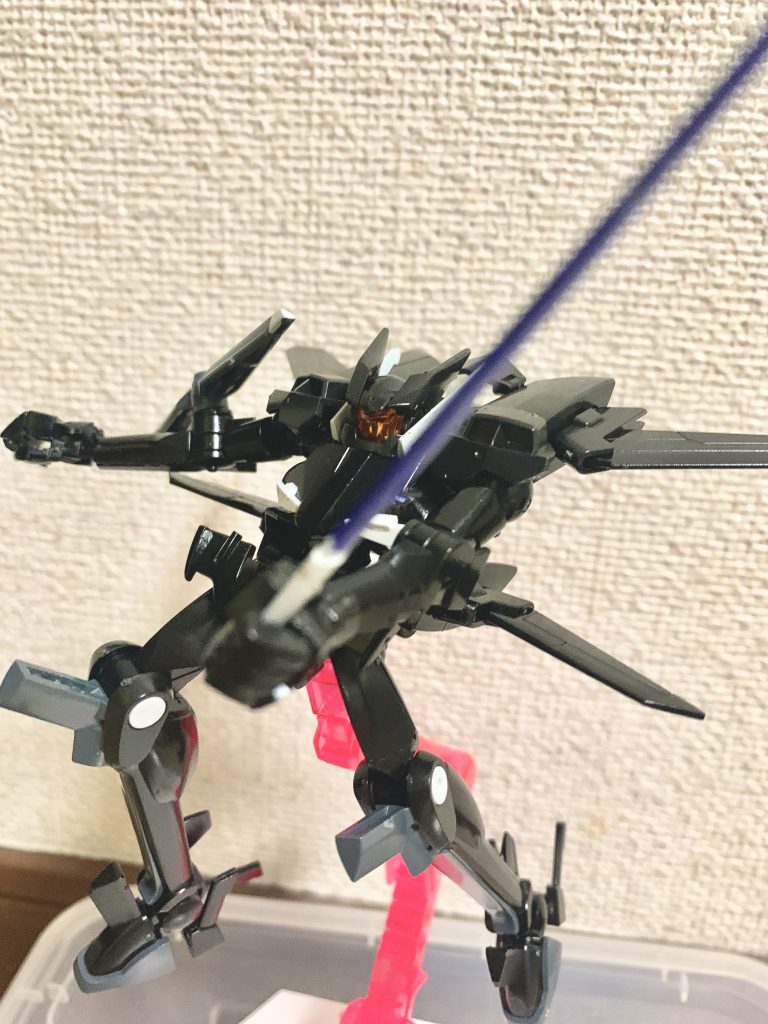 剣はメタリックバイオレットにしました。