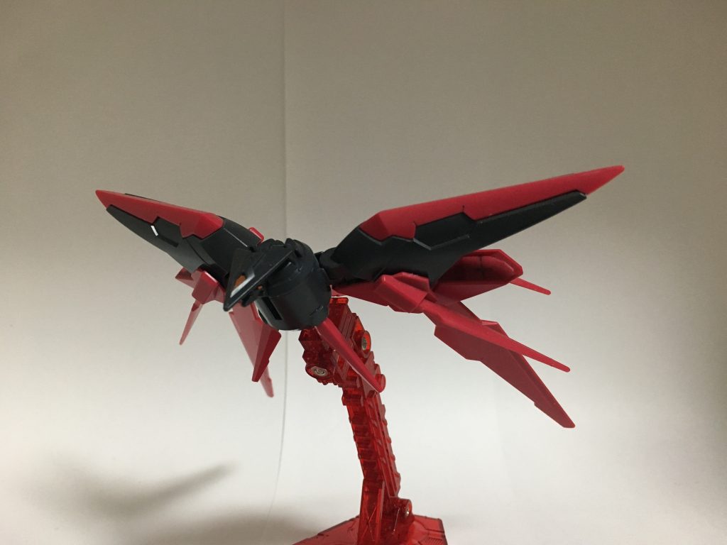 GNブースターτ(タウ)、正面。トランザムの要で、擬似太陽炉と冷却機構を搭載している。