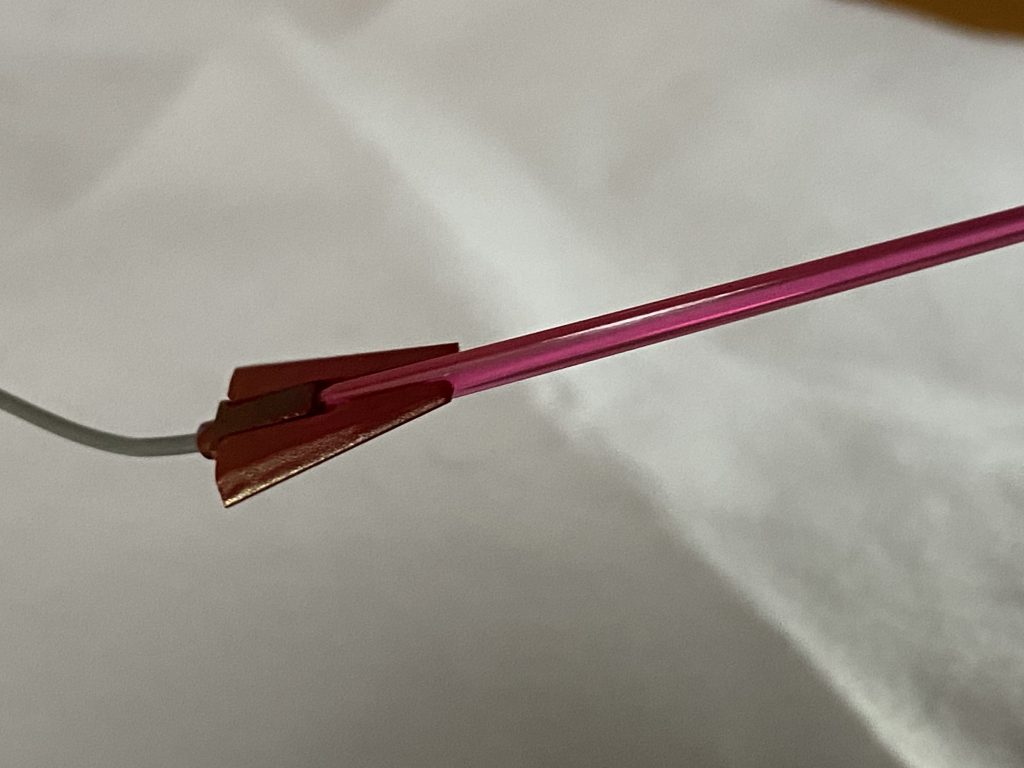 アンカーの先
ビームサーベルを発信出来ます
腕についている状態でも発信可能です