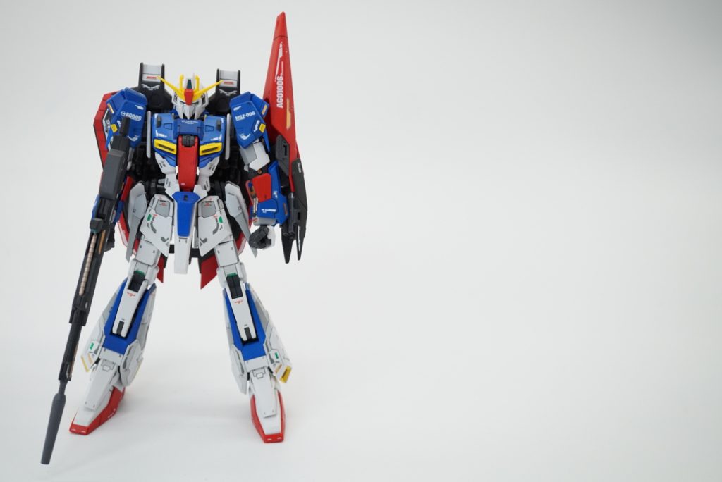 腰のフロントアーマーの接続が脚なのがちょっと気になりはしたけど、こう見ると違和感ないですね