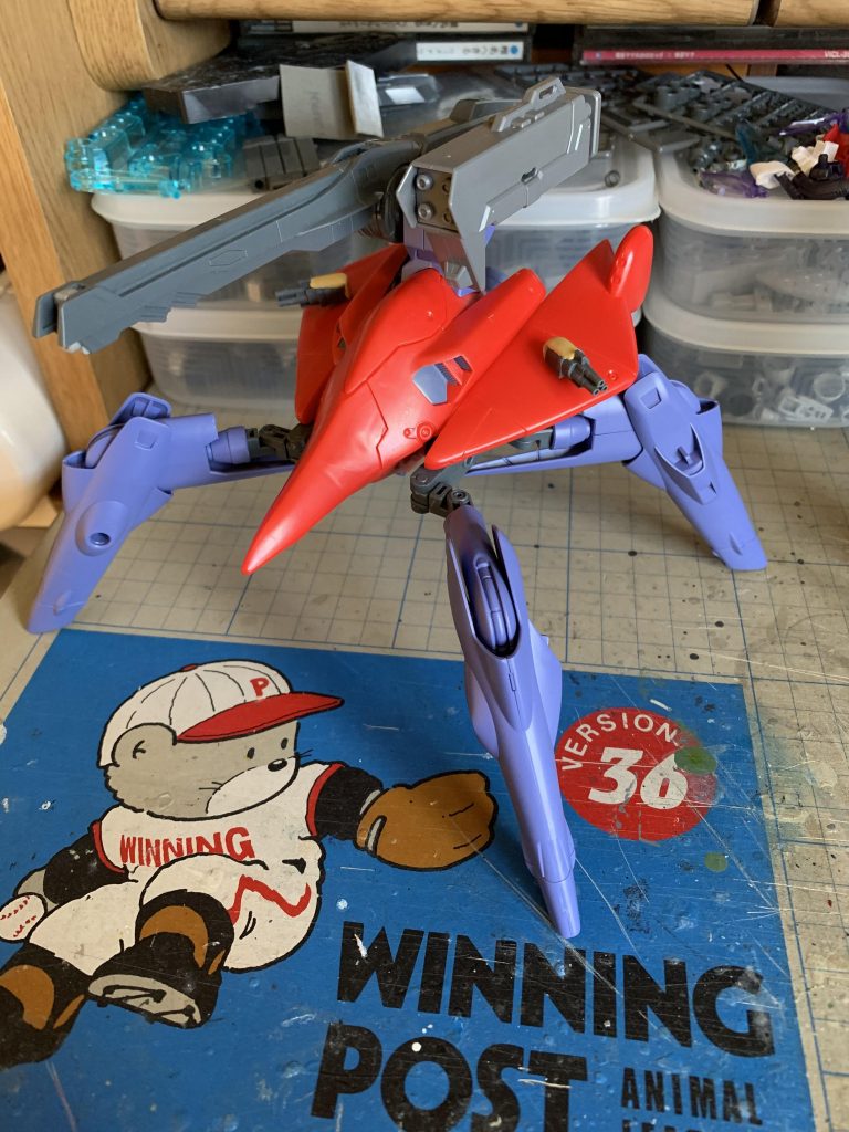 形状はセガサターンの某戦略シュミレーションの機体を参考にしました。と言っても、本体はヴァルヴァロのままなんですけど…