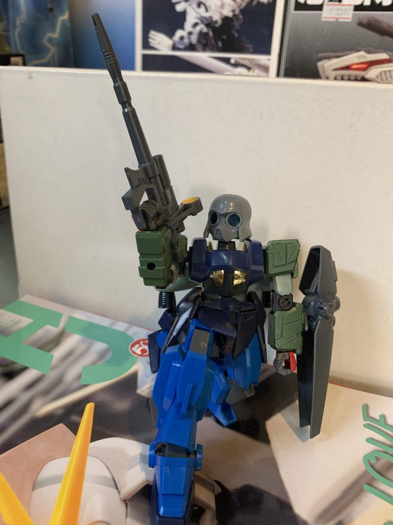 立て膝も出来ますのよ、このロボくん（＾ω＾）