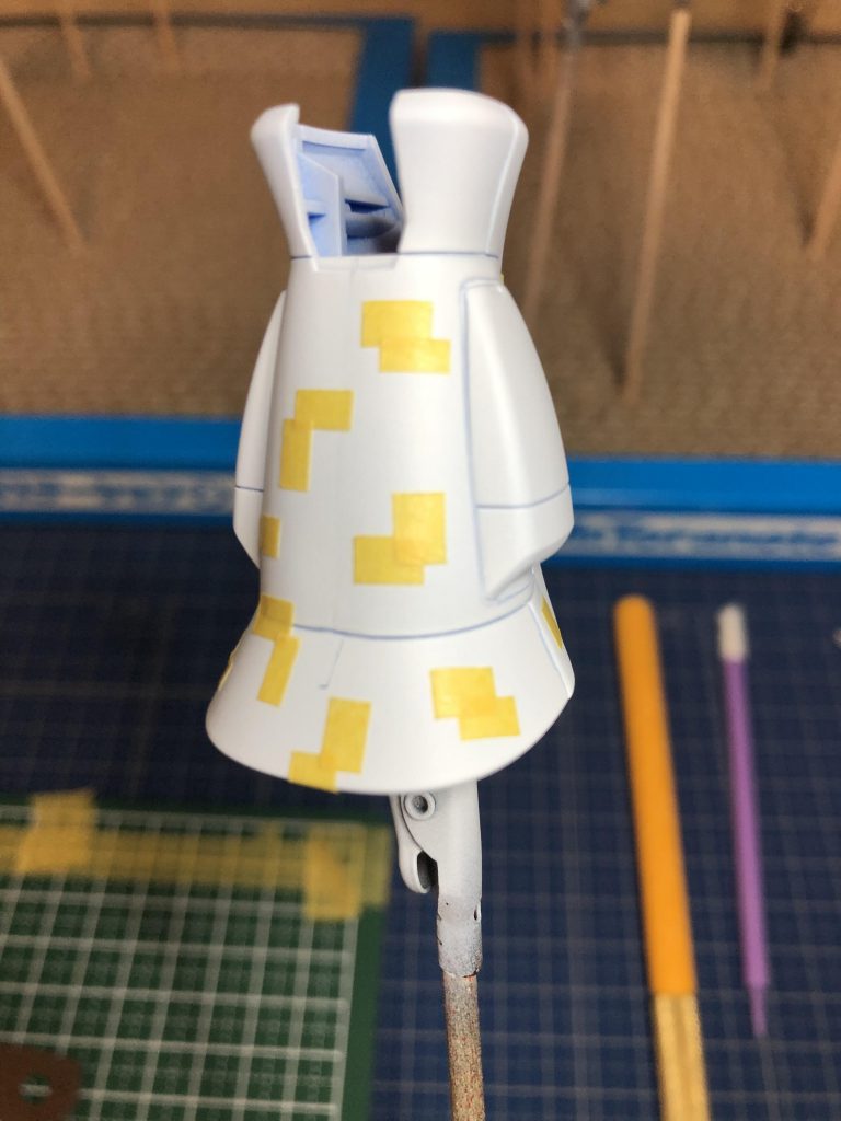 白色→マスキング→水色→マスキング→濃い青