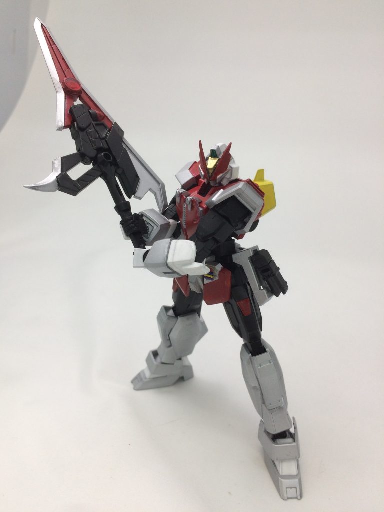 メイン武器のデンガッシャーとホルダーはコトブキヤの武器パーツとアームズ、磁石で脱着、連結が可能です。