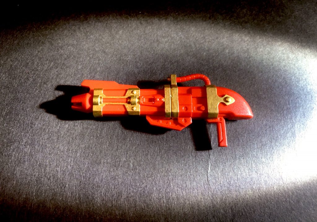 【火縄銃 種子島】
従来の定説によると武田騎馬軍団🐴は長篠合戦で織田鉄砲隊💥に敗れた事から、銃火器を用いた新時代戦法への対応が遅れたというイメージも強い。
しかし近年の研究によると信玄公🐯は鉄砲という新兵器をいささかも軽視する事なく、早期から導入し戦術的運用を実践していた事がわかっている。