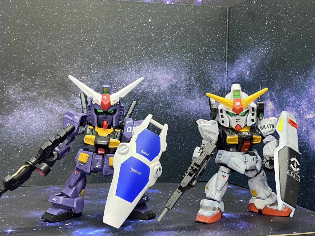 ノーマルmk2と並べると、全然、違う機体です。