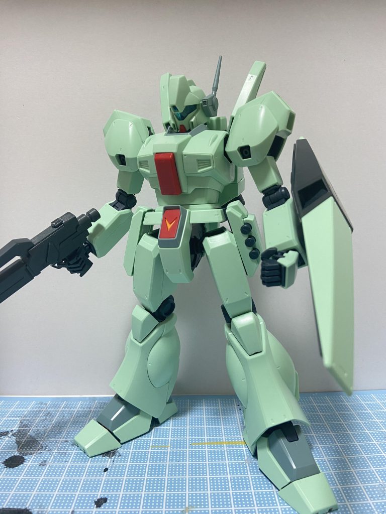 参考に素組みの画像です。
※仮組みのため一部パーツを付けておりません