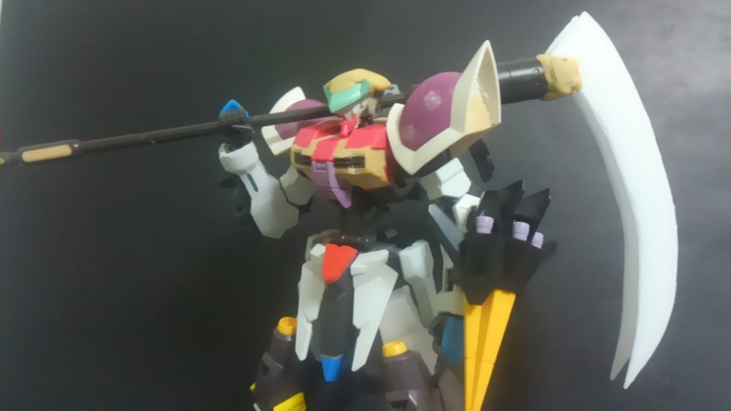 もうフラウロスの面影なんてない時の工程
サイスも作り顔のデザインも決まった状態
この時点で目は5個あります