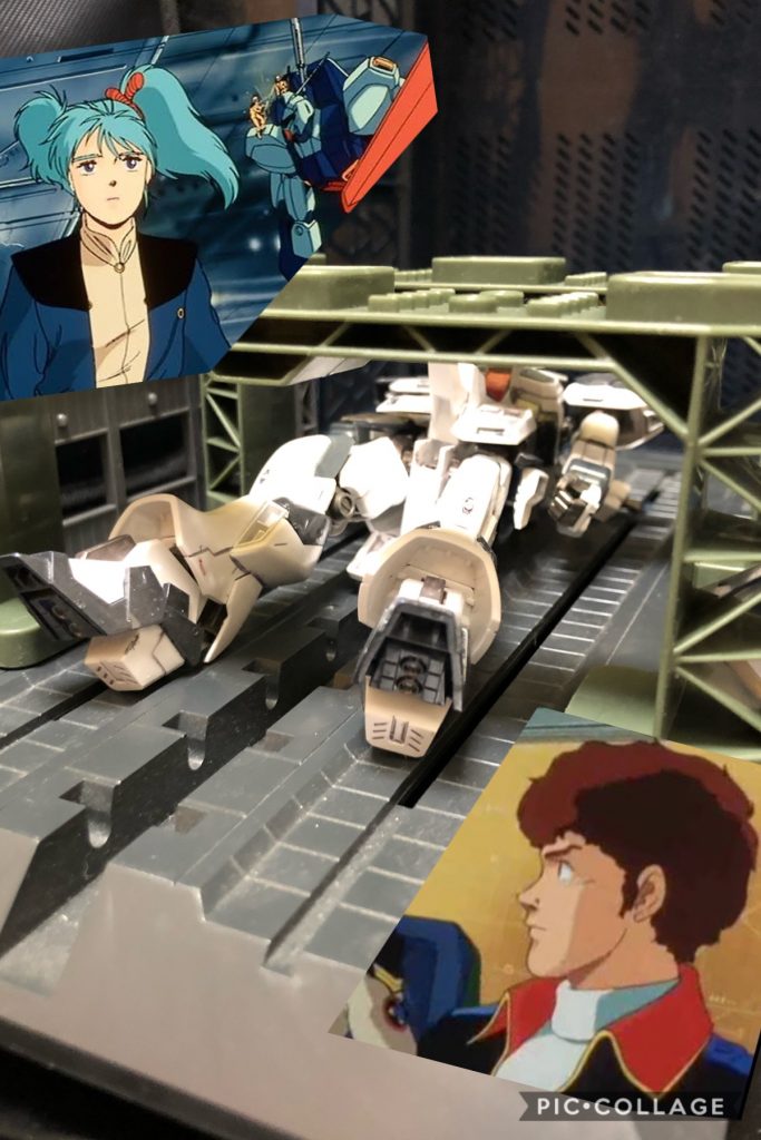 クェス「なんなのー！？あの態度！」oyz「まあまあ、落ち着きなさいって。向こう行くよ〜。」クェス「なんでよー！あたしはインドで修行したのよ、人類がみんな共感しあえるニュータイプになれるようにって。だからあたしは、ニュータイプだって言われているアムロに興味があったのに、なんであなたは邪魔するの？」oyz「インド？インドってカレーの修行を！？ヨシ是非ご馳走して貰おうっ！」クェス「ちっがーーーーう！！カレーの修行じゃなーい！！(ꐦ°᷄д°᷅)」シャア「室長、お取り込み中かな？」oyz「おお、大佐じゃないですかっ！」アムロ 「シャア！貴様がなんでここにいるんだ？」シャア 「アムロ君。私はお前と違って、パイロットだけをやっているわけにはいかんのだよ。」アムロ 「なんだと！？」クェス 「え！？あれが、シャア！？」アムロ 「俺達と一緒に戦った男が、なんで地球潰しをする！？」シャア 「地球に残っている連中は地球を汚染しているだけの、重力に魂を縛られている人々だ。重力に魂を縛られている人間は自分の事しか考えていない。だから粛正が必要なのだ。」クェス 「....だから夫婦でも喧嘩したりするの？旦那がガンプラ作りたいのを全否定したりするんだ。」oyz「....ねえクェスさん？それ、うちの事だよね？ねえ？」