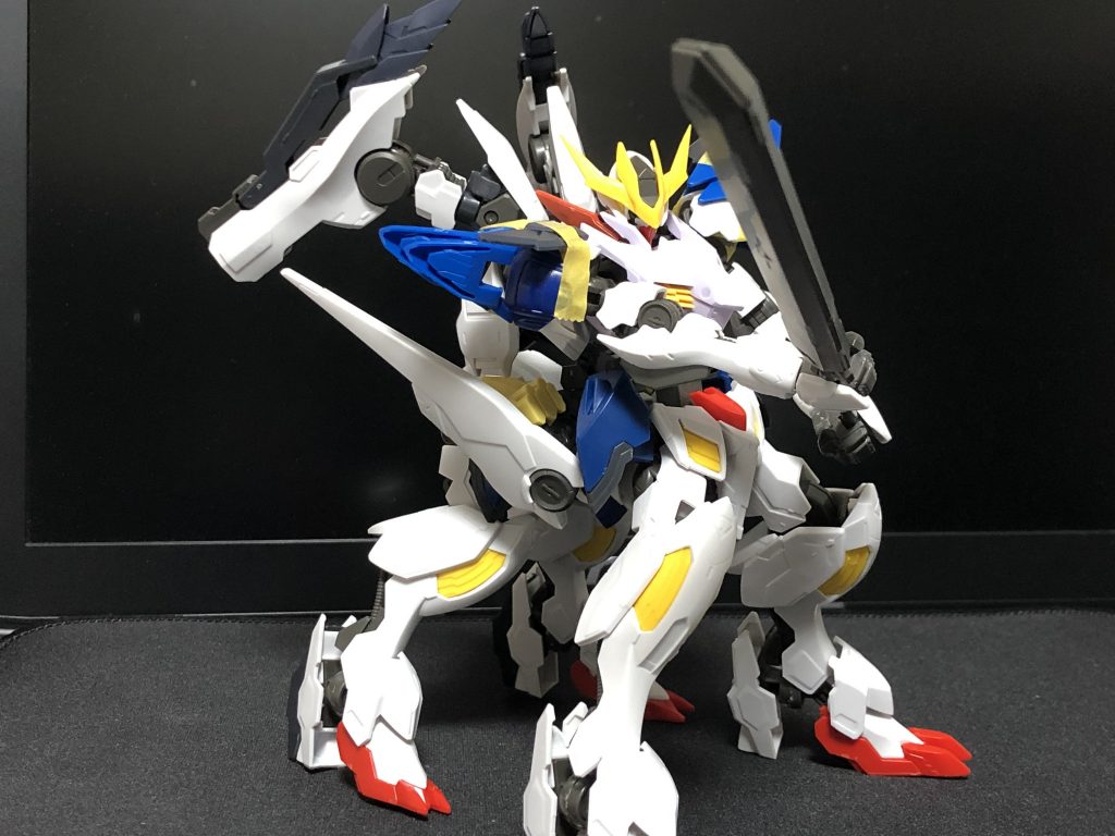 ミキシング初期段階画像!!このためにイエサブでギラーガの足パーツを2個購入!!メルクアーマーも安く購入出来たのでブレードのパーツを採用!!( ´ ꒳ ` )ﾉ