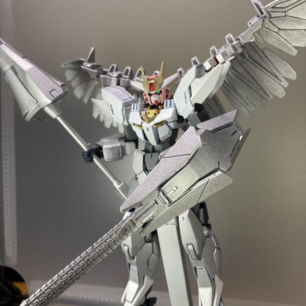 アースリィガンダムパラディン