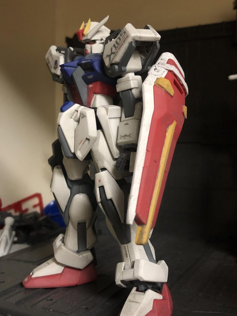 ウォッシング後です。 マルチホワイトとグレーを混ぜてます。巨大な兵器だということを表したかったのでが失敗ですね。