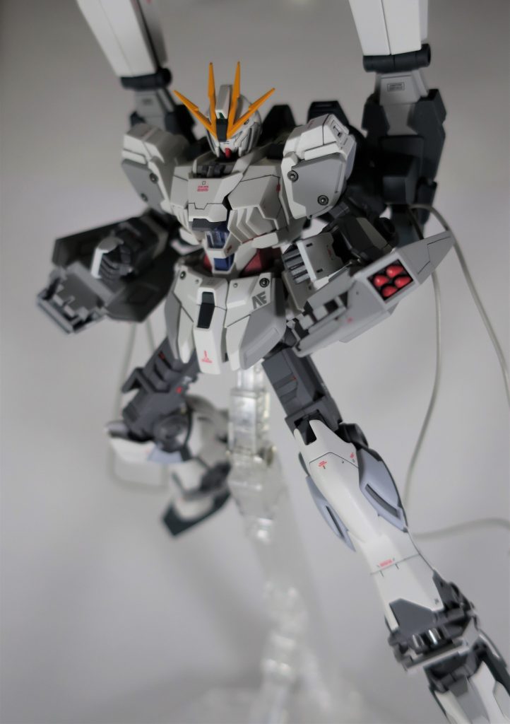 拳はビルドナックルに替えてみました。