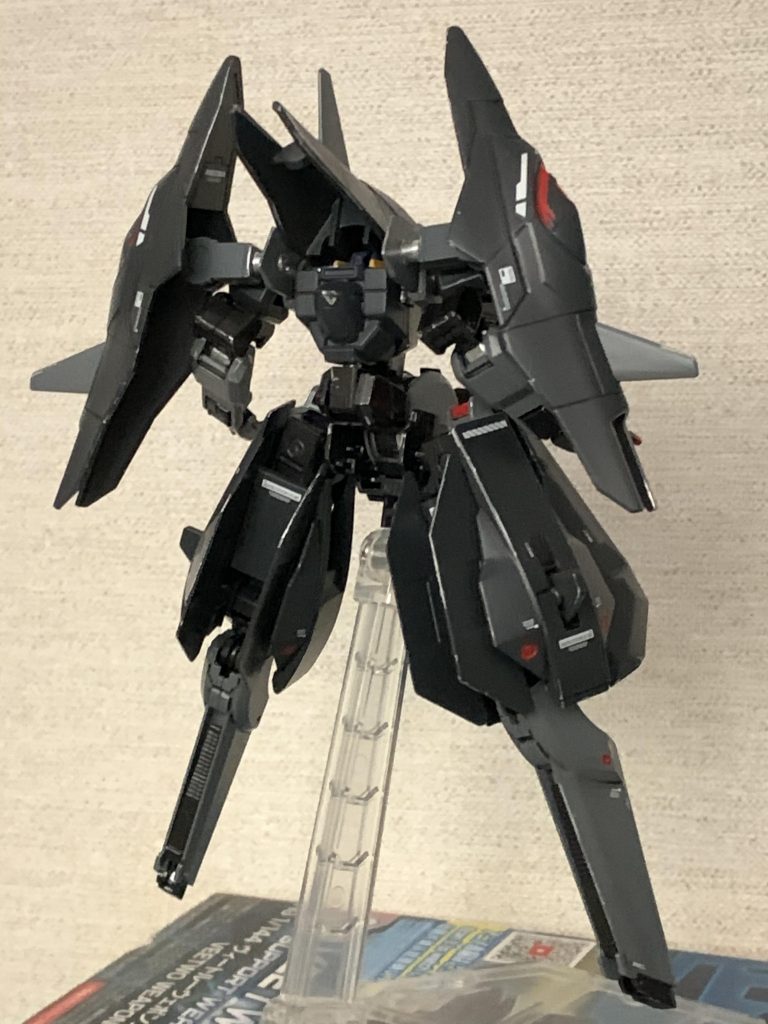 人型形態［ハデスモード］
近接に特化した形態。
至近距離での複雑な戦闘に対応できる