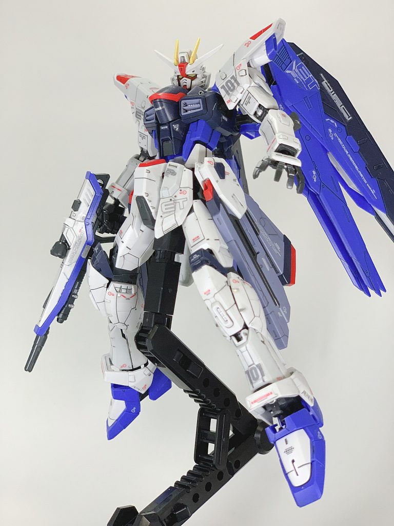 RGフリーダムガンダム【墨入れ、部分塗装】–4枚目/制作者：@praZo001