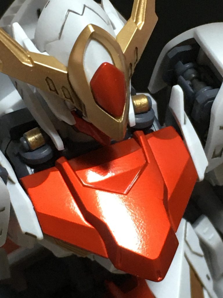 1番光沢が分かる写真ですね!
時間が無く磨いてないのでちょっとザラつきが…
組み立て〜塗装まで4日ほどで完成の急造品ですw