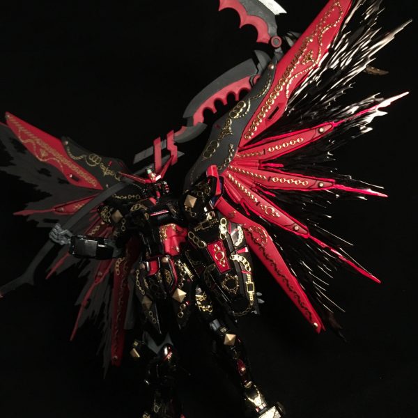 デスティニーガンダム、リペイント＆デコり