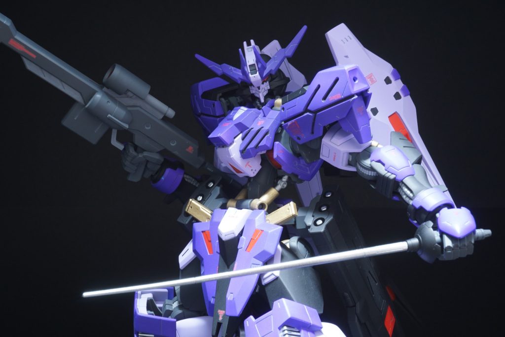 箱絵をイメージしたポージングで