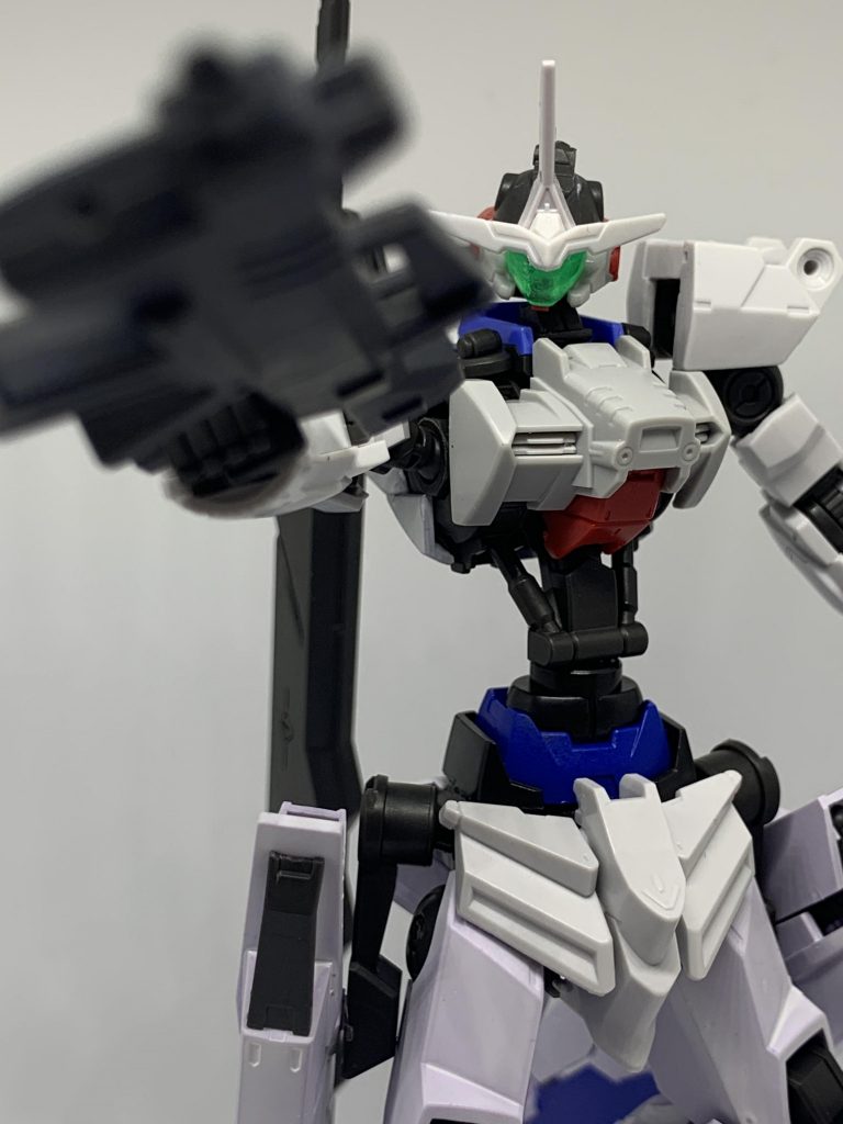 アクション
基本的な動きはライフルで牽制しつつ接近して切る!!