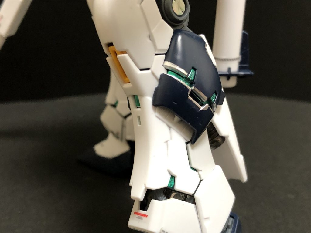 νガンダムは伊達じゃない！–3枚目/制作者：スリー