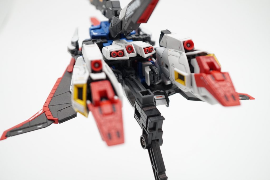 赤いバーニアが7つ並ぶのがとても好きっす!