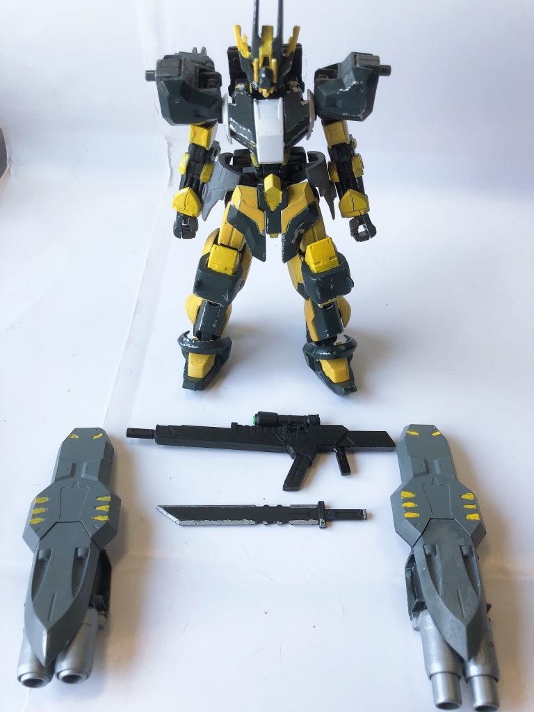 フルシティのライフルと獅電のライフルにジャンクを組み合わして制作カラーリングは臨海ブラキのカラーリングのようなカラーリングにしてます