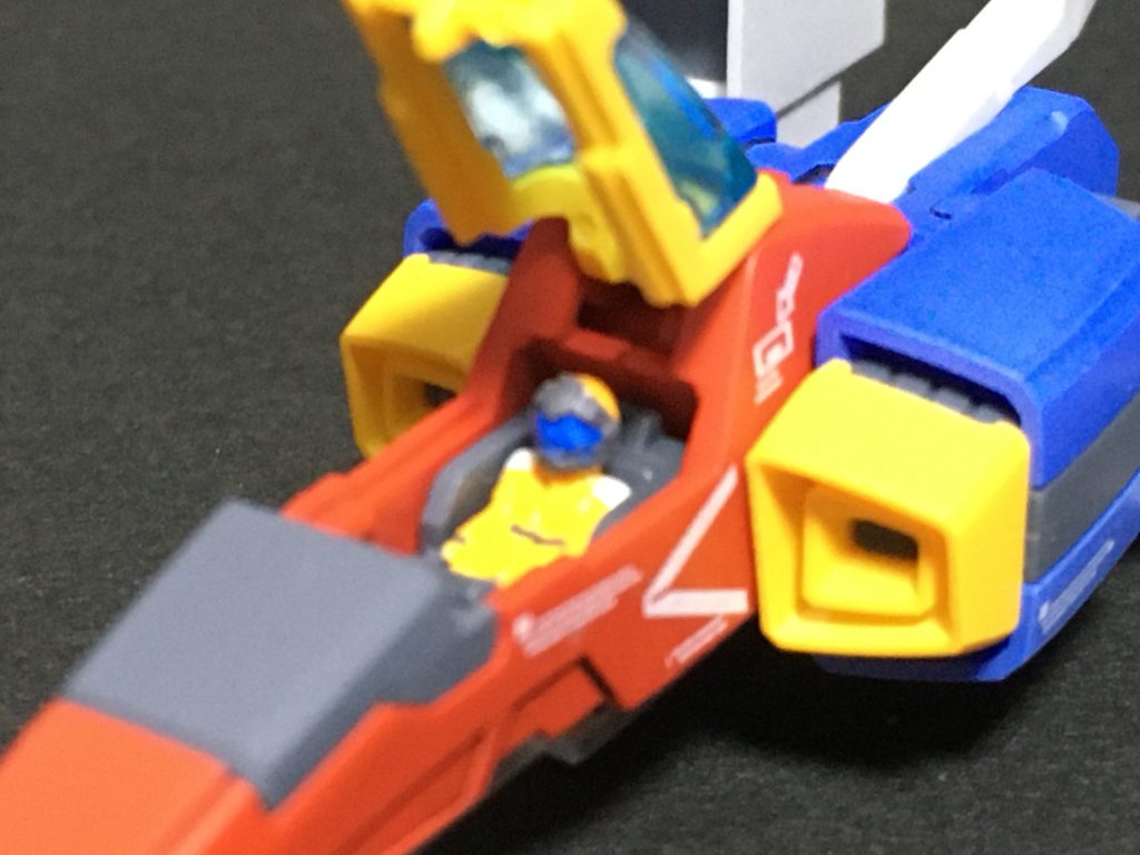 コアファイターのジュドー、イーノは筆塗りしました。