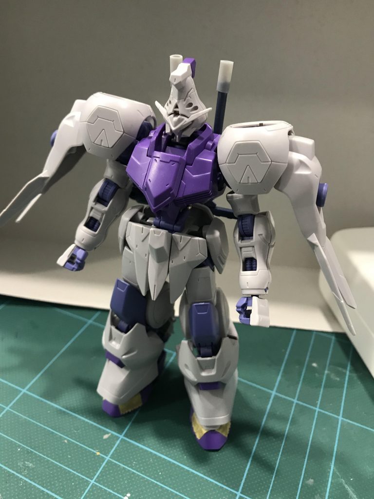 素組み状態。ここからイメージ通りに改造していきました。