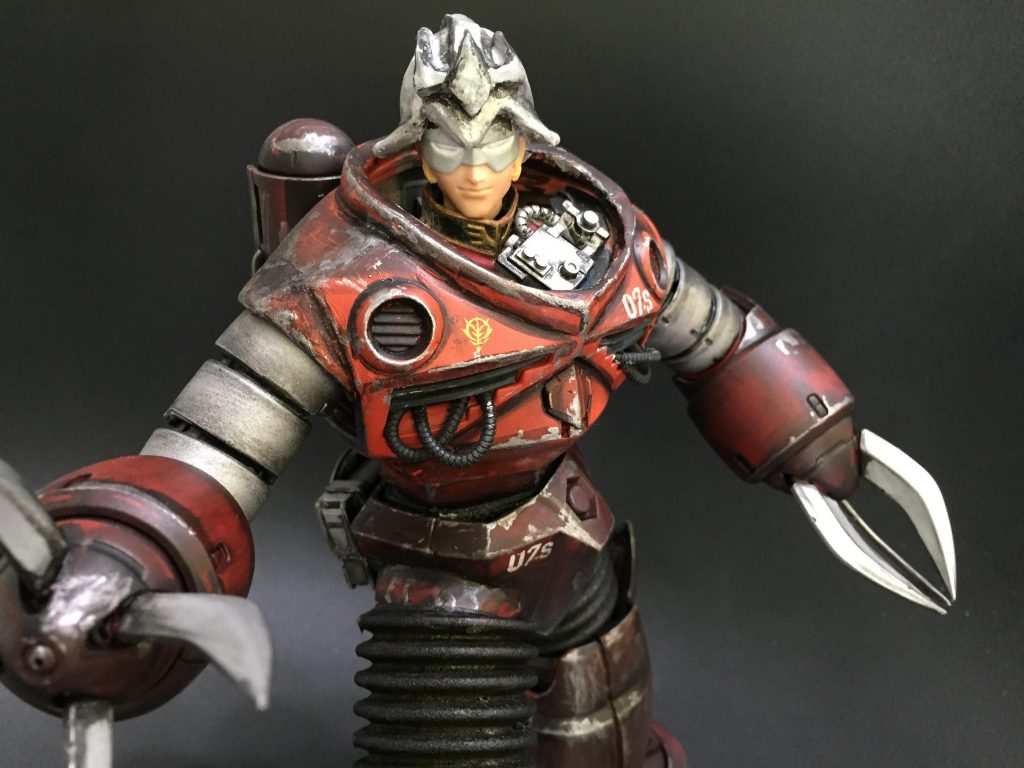 フィギュアの顔以外はリアル感を出す為にウェザリングで暗めに汚しました。