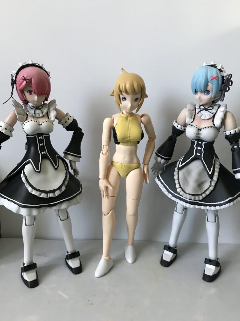 うぃにんぐふみながあまってしまいましたリクエスト募集中で〜す
肌色をいかしたキャラクターや水着姿、敢えての服を着てるのでもOKです
但し自分の腕の限界があるので複雑なのは難しいで〜す
ちなみに前もってエミリアたん用にモビルドール メイを買ってあるのでエミリアたん以外でお願いします
Twitterの方でもいいで〜す