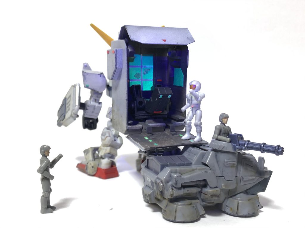 開きます！開くようにしました！
ついでにコクピット作りました！