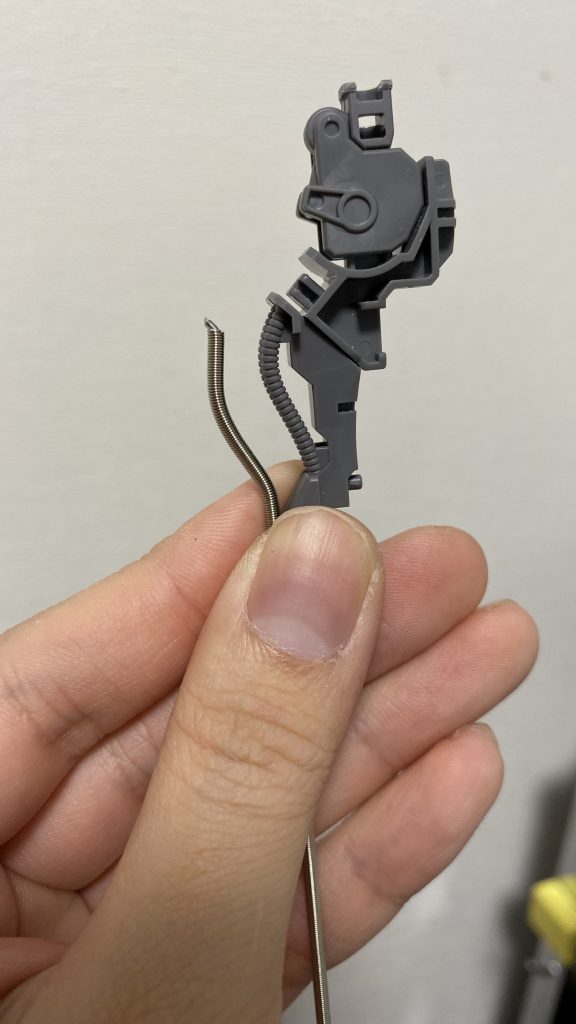 足のパイプはスプリング置き換え