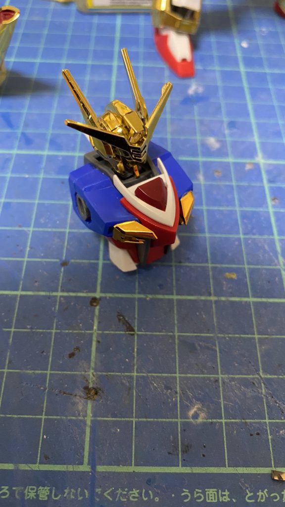 胴体はカミキバーニングをストライクに移植してます。