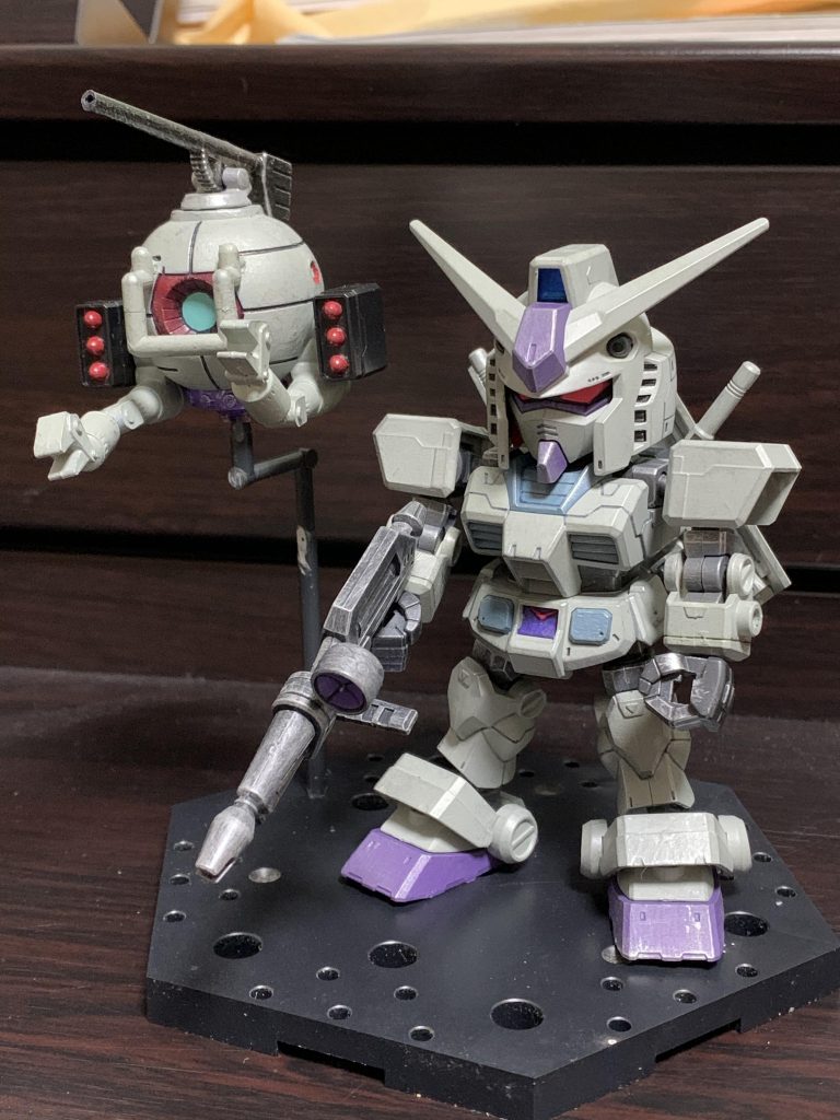 支援機なので、ボディカラーは合わせました。