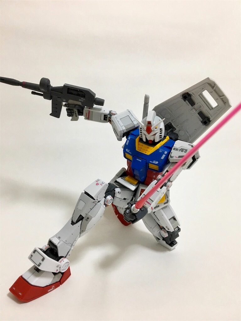 MG RX-78-2 ガンダム Ver.3.0–5枚目/制作者：すてでぃ