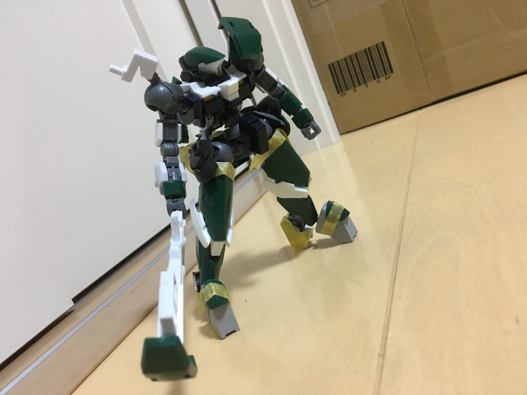 元々武器は銃としてじゃなくてそもそも鈍器として作る予定でした。