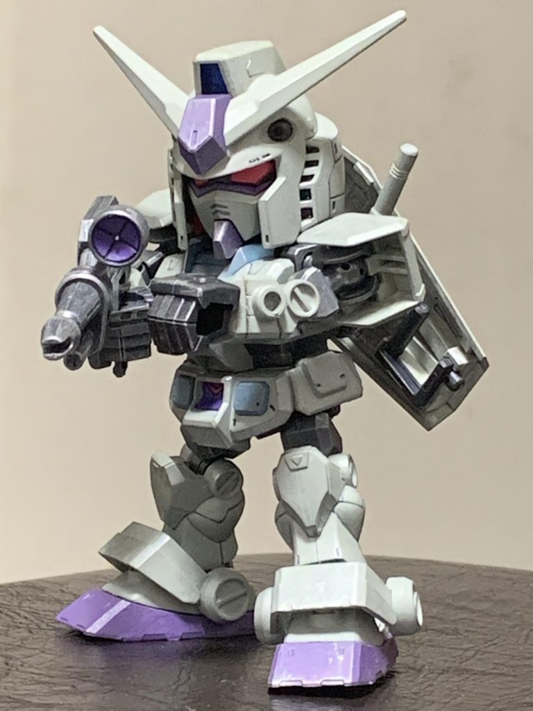 グレーのクロスシルエットフレームを使い、その部分は塗ってません。